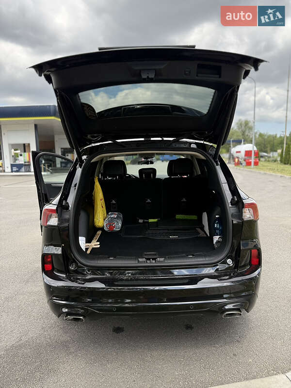Внедорожник / Кроссовер Ford Escape 2020 в Днепре