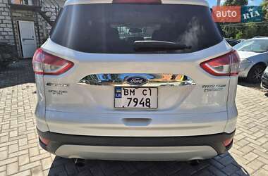 Внедорожник / Кроссовер Ford Escape 2015 в 