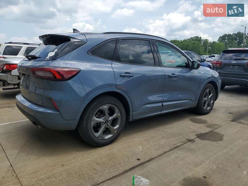 Внедорожник / Кроссовер Ford Escape 2023 в Луцке