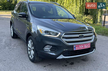 Внедорожник / Кроссовер Ford Escape 2017 в Ровно