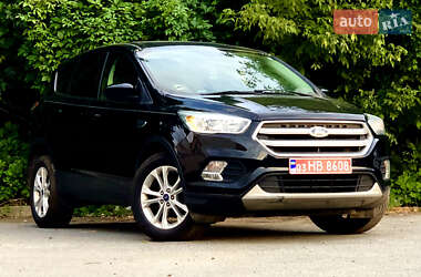 Внедорожник / Кроссовер Ford Escape 2016 в Львове