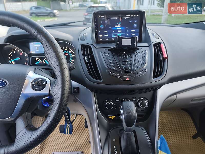 Позашляховик / Кросовер Ford Escape 2016 в Бучі