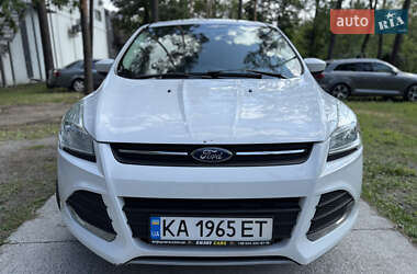 Внедорожник / Кроссовер Ford Escape 2014 в 