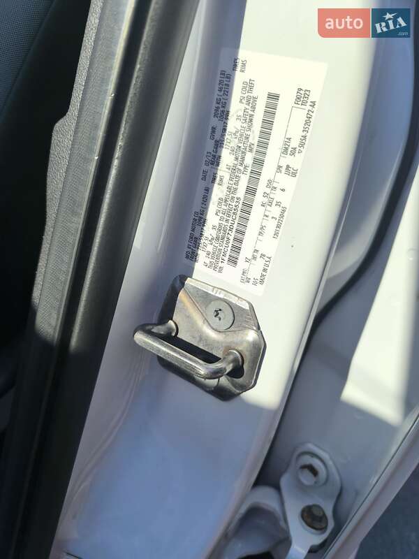 Внедорожник / Кроссовер Ford Escape 2013 в Виннице