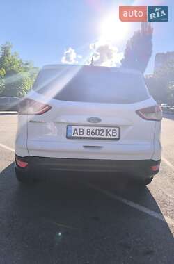 Внедорожник / Кроссовер Ford Escape 2013 в 
