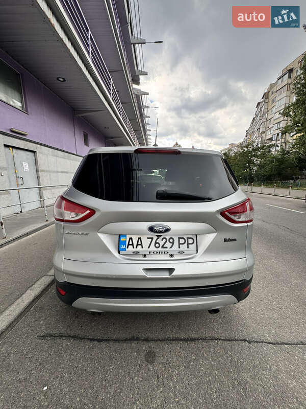 Позашляховик / Кросовер Ford Escape 2014 в Києві