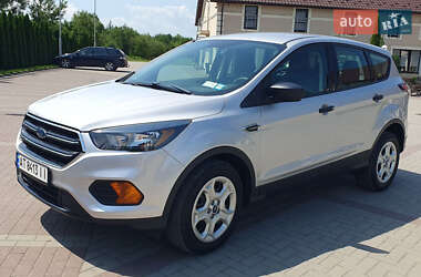 Внедорожник / Кроссовер Ford Escape 2018 в Ивано-Франковске