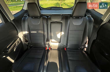 Внедорожник / Кроссовер Ford Escape 2012 в 