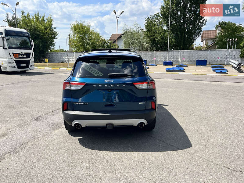 Позашляховик / Кросовер Ford Escape 2020 в Василькові