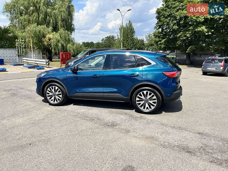 Позашляховик / Кросовер Ford Escape 2020 в Василькові
