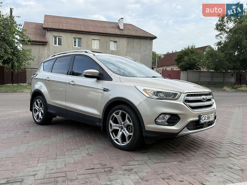 Внедорожник / Кроссовер Ford Escape 2016 в Черкассах фото 5 Внедорожник / Кроссовер Ford Escape 2016 в Черкассах