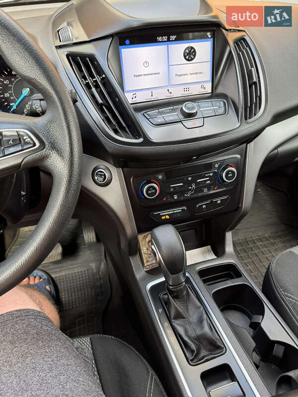 Внедорожник / Кроссовер Ford Escape 2019 в Днепре