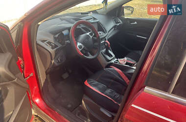 Внедорожник / Кроссовер Ford Escape 2013 в 