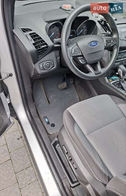 Внедорожник / Кроссовер Ford Escape 2018 в Самборе фото 12 Внедорожник / Кроссовер Ford Escape 2018 в Самборе