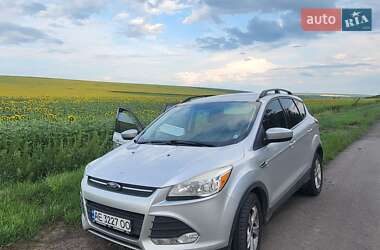 Внедорожник / Кроссовер Ford Escape 2015 в Днепре