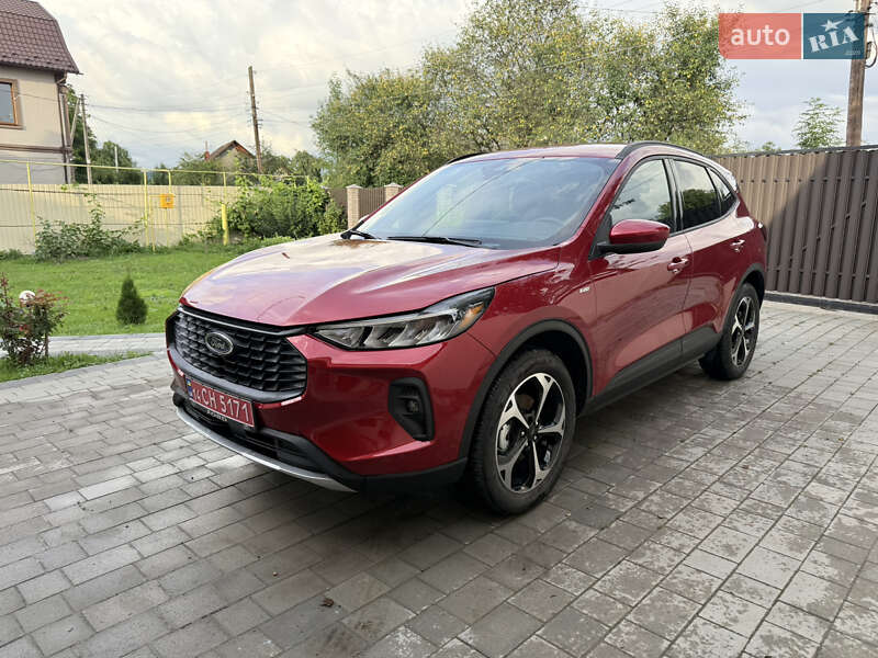 Внедорожник / Кроссовер Ford Escape 2025 в Ивано-Франковске