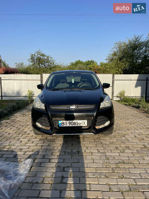 Внедорожник / Кроссовер Ford Escape 2015 в Полтаве