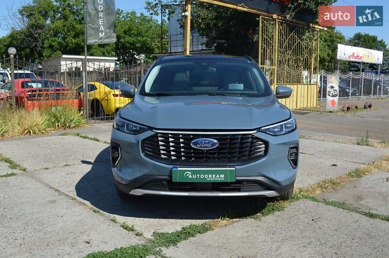 Внедорожник / Кроссовер Ford Escape 2023 в Одессе