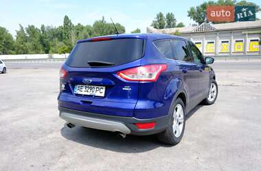 Внедорожник / Кроссовер Ford Escape 2016 в Днепре