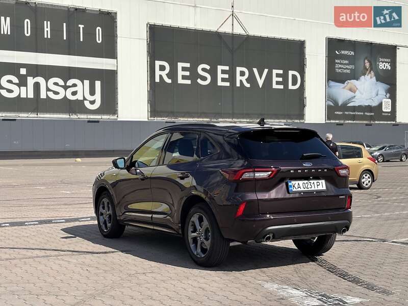 Внедорожник / Кроссовер Ford Escape 2023 в Киеве