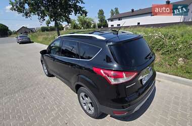 Внедорожник / Кроссовер Ford Escape 2015 в 