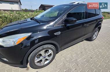 Внедорожник / Кроссовер Ford Escape 2015 в 