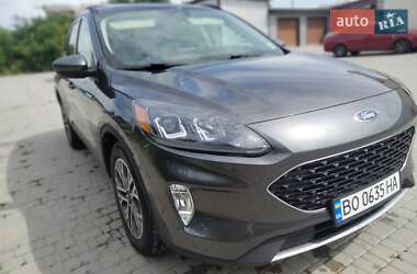 Позашляховик / Кросовер Ford Escape 2019 в Тернополі