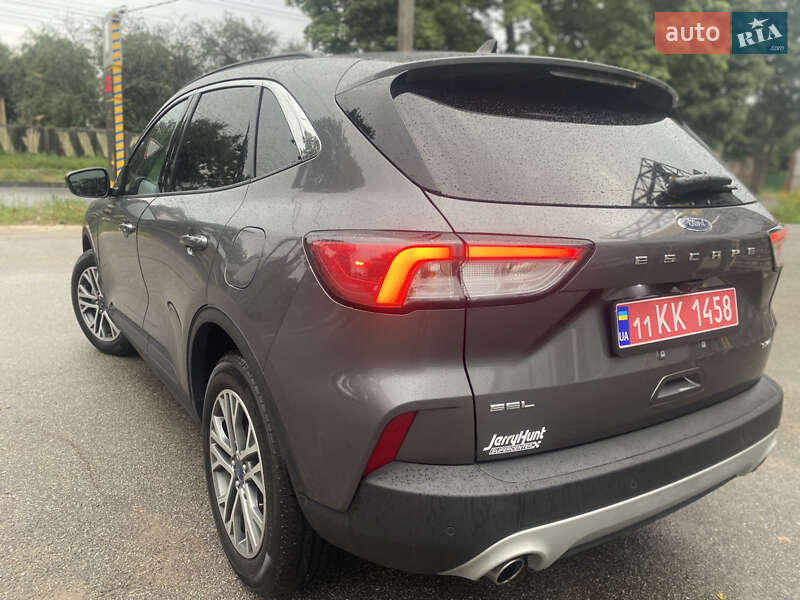 Внедорожник / Кроссовер Ford Escape 2021 в Чернигове