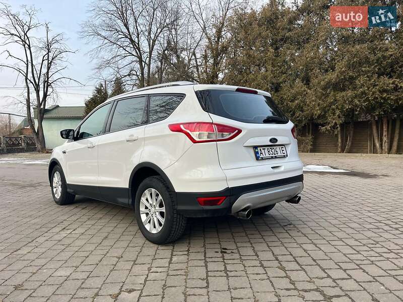 Внедорожник / Кроссовер Ford Escape 2014 в Брошневе-Осаде