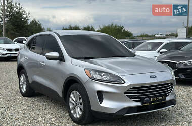 Позашляховик / Кросовер Ford Escape 2020 в Івано-Франківську