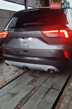 Внедорожник / Кроссовер Ford Escape 2022 в 