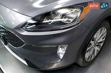 Внедорожник / Кроссовер Ford Escape 2022 в 