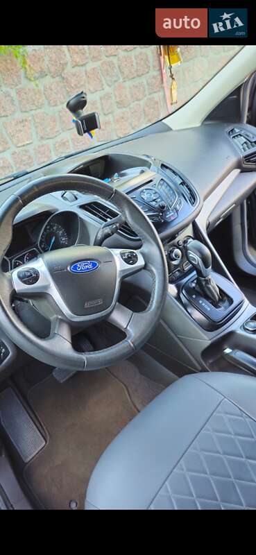 Внедорожник / Кроссовер Ford Escape 2014 в Кропивницком
