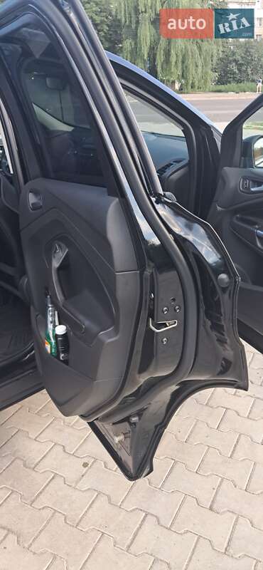 Позашляховик / Кросовер Ford Escape 2016 в Одесі