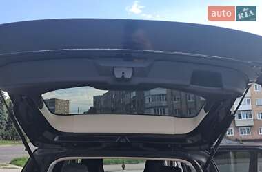 Внедорожник / Кроссовер Ford Escape 2016 в 