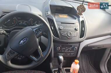 Внедорожник / Кроссовер Ford Escape 2016 в 
