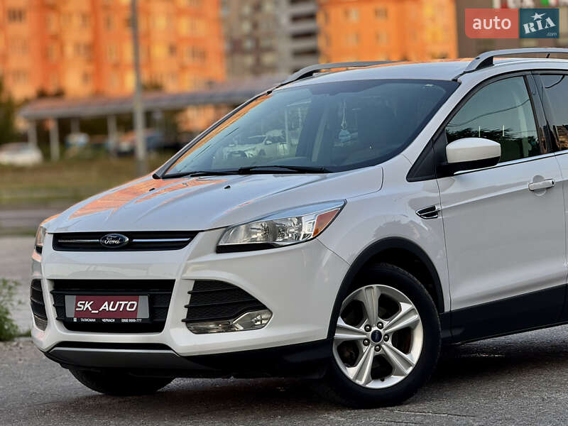 Внедорожник / Кроссовер Ford Escape 2014 в Киеве