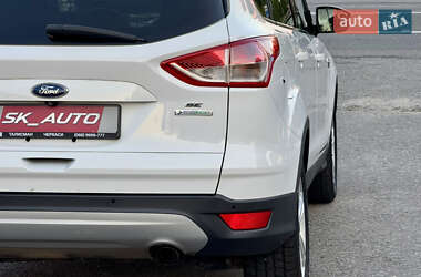 Внедорожник / Кроссовер Ford Escape 2014 в 