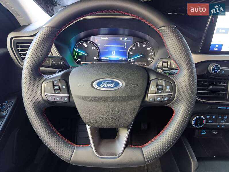 Внедорожник / Кроссовер Ford Escape 2022 в Ивано-Франковске