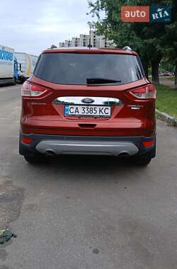 Внедорожник / Кроссовер Ford Escape 2016 в 