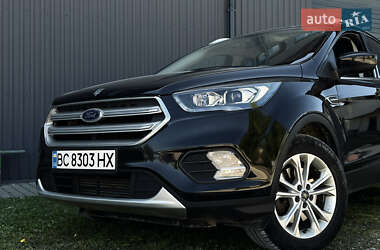 Внедорожник / Кроссовер Ford Escape 2017 в 