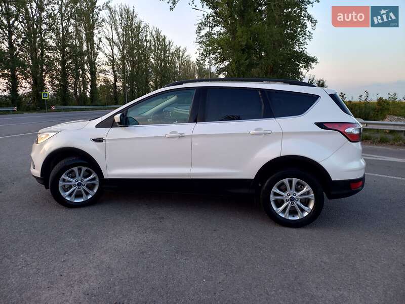 Внедорожник / Кроссовер Ford Escape 2018 в Могилев-Подольске фото 10 Внедорожник / Кроссовер Ford Escape 2018 в Могилев-Подольске