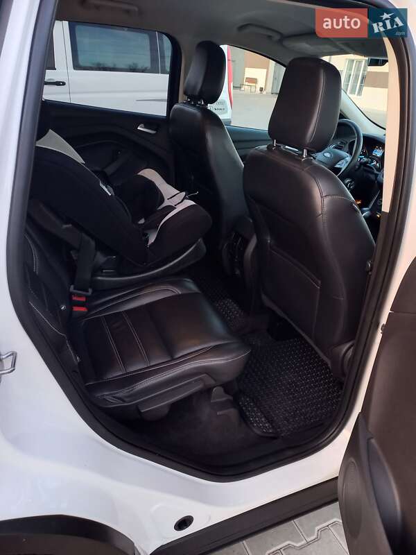 Внедорожник / Кроссовер Ford Escape 2018 в Могилев-Подольске фото 18 Внедорожник / Кроссовер Ford Escape 2018 в Могилев-Подольске