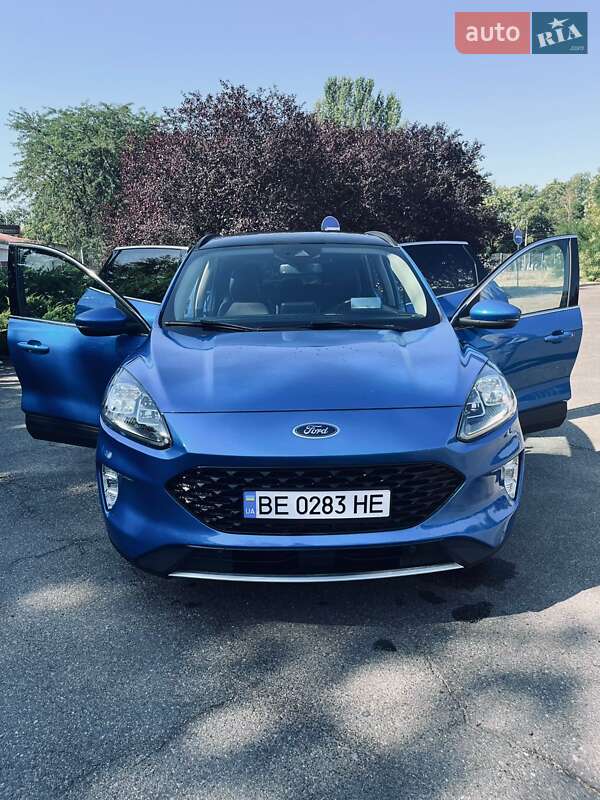 Внедорожник / Кроссовер Ford Escape 2020 в Николаеве