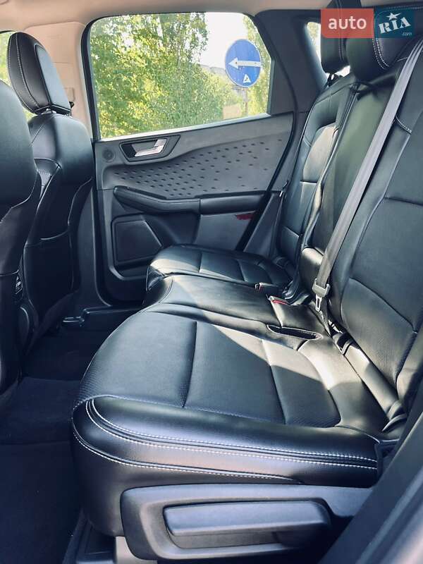 Внедорожник / Кроссовер Ford Escape 2020 в Николаеве