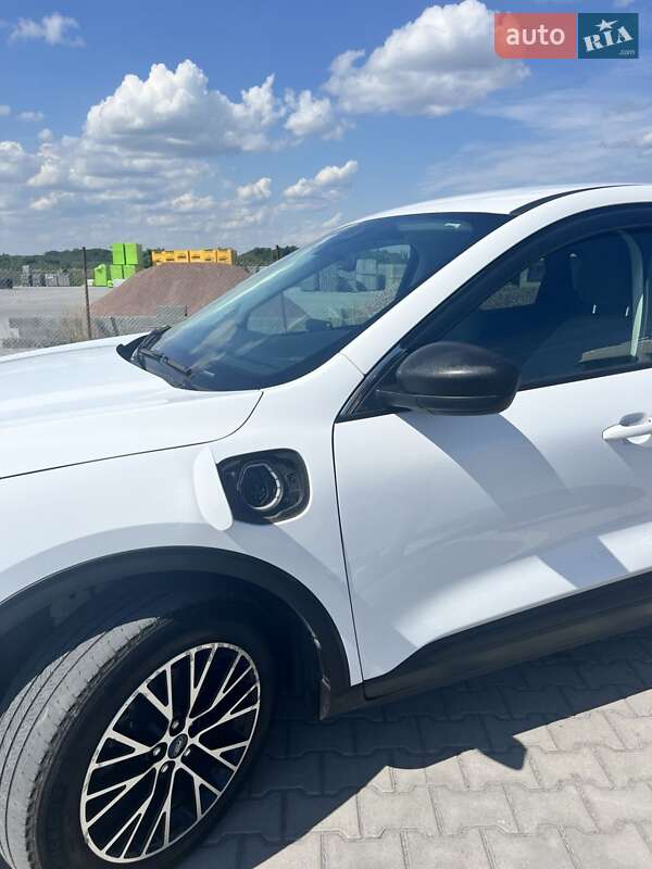 Внедорожник / Кроссовер Ford Escape 2022 в Ровно