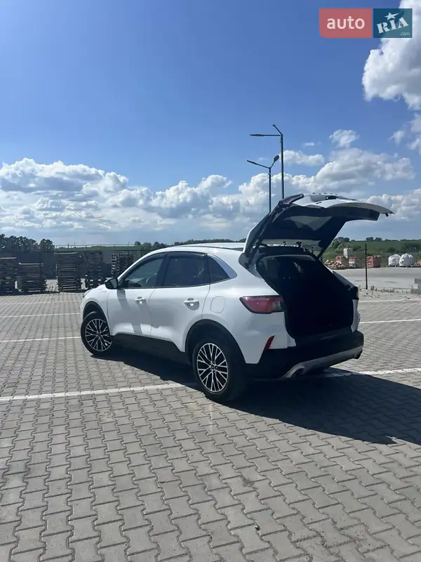 Ford Escape 2022 VIN 1FMCU0EZ0NUB90323 фото оголошення 17 з 80