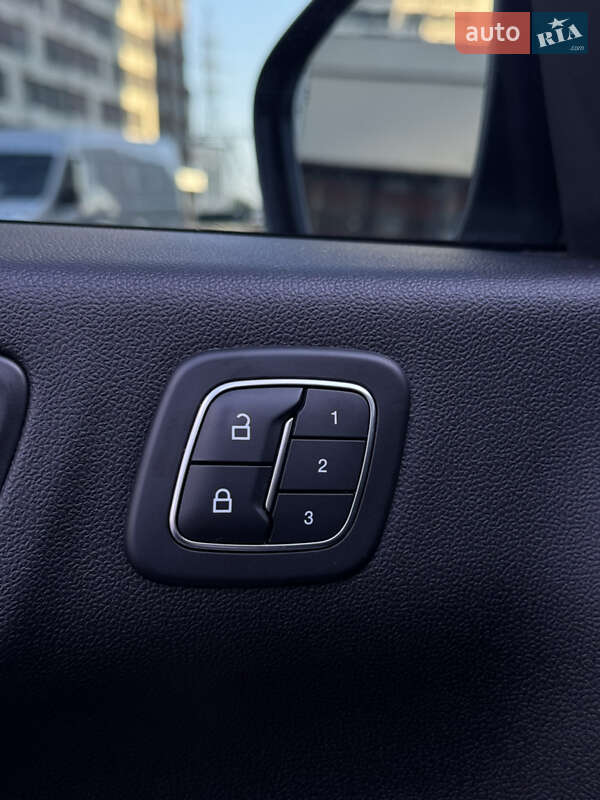 Внедорожник / Кроссовер Ford Escape 2021 в Киеве фото 29 Внедорожник / Кроссовер Ford Escape 2021 в Киеве