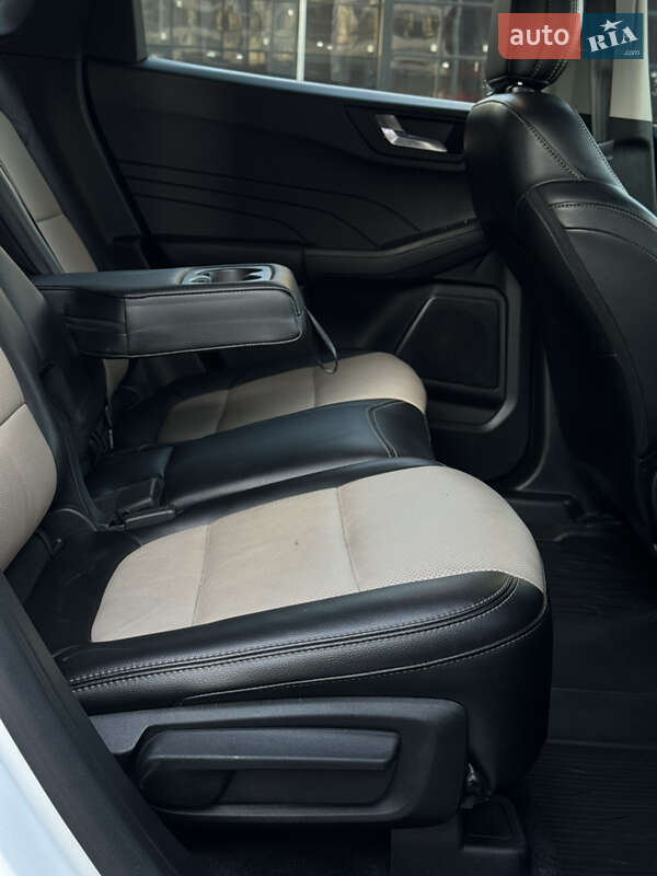 Внедорожник / Кроссовер Ford Escape 2021 в Киеве фото 56 Внедорожник / Кроссовер Ford Escape 2021 в Киеве