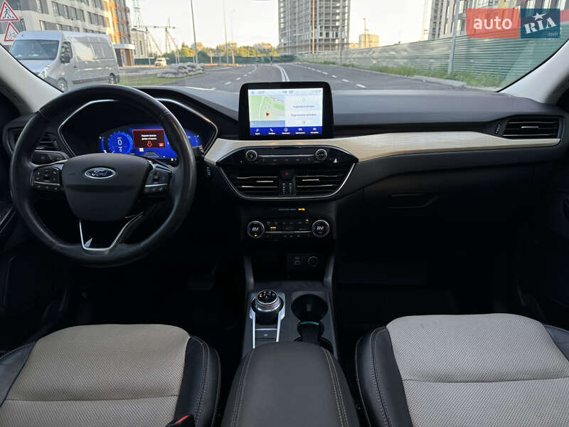 Внедорожник / Кроссовер Ford Escape 2021 в Киеве
